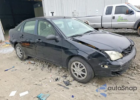 2005 Ford Focus Zx4 z USA, uszkodzony, nr VIN 1FAFP34N45W189064